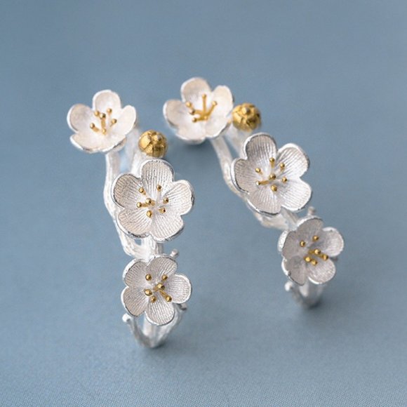 Jewelry - NEW 925 Sterling Silver Two Tone Flower Earrings A